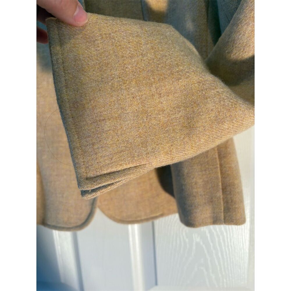 Talbots petite  Women's Wool Blazer blond mix color  Size 12p side pockets - Picture 7 of 8